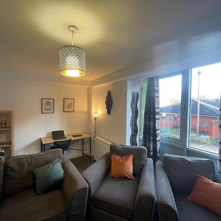 Business & Leisure City Centre 2 Bed En-Suite Apartment With Free Parking And Netflix コヴェントリー エクステリア 写真