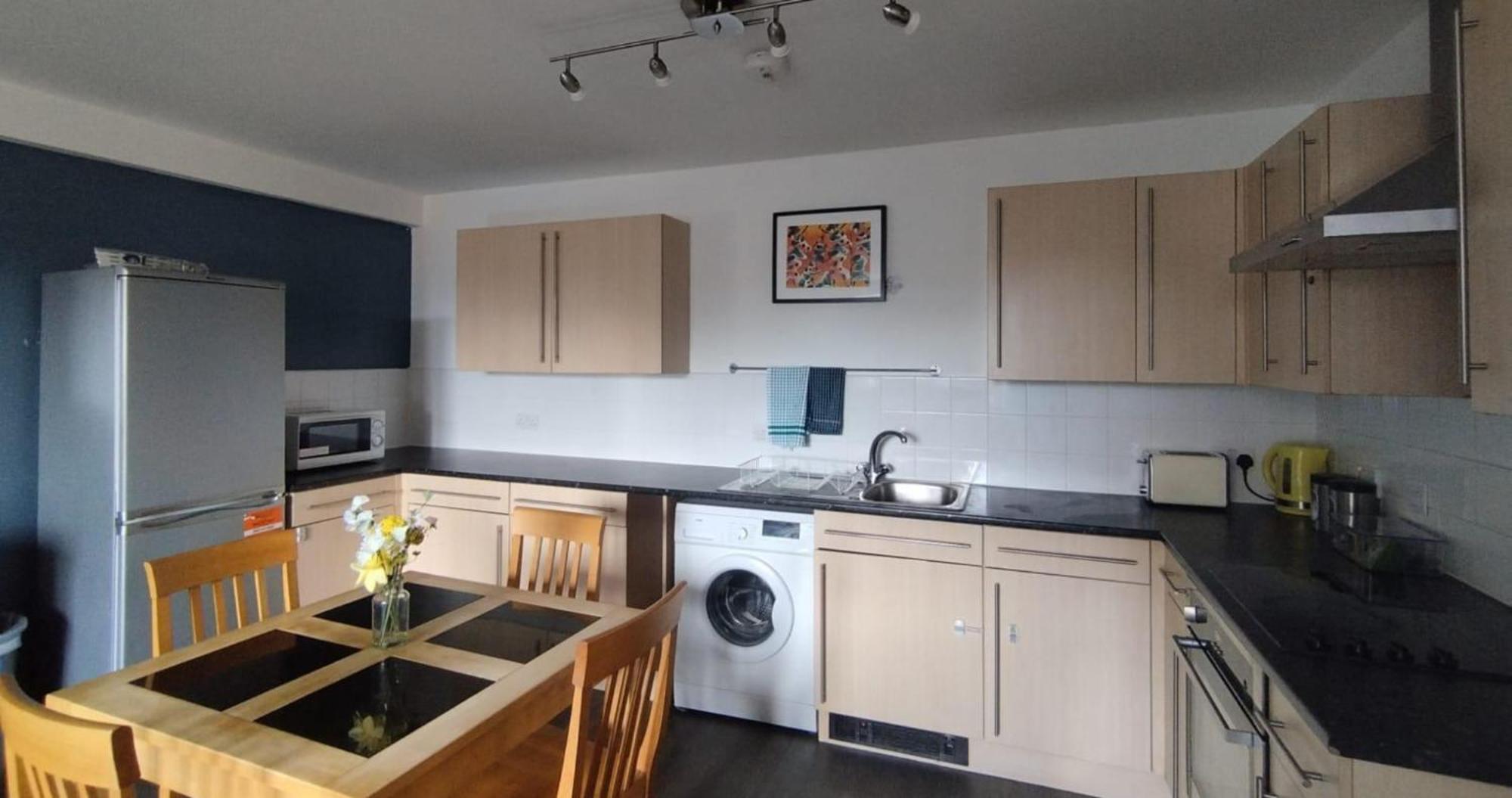Business & Leisure City Centre 2 Bed En-Suite Apartment With Free Parking And Netflix コヴェントリー エクステリア 写真