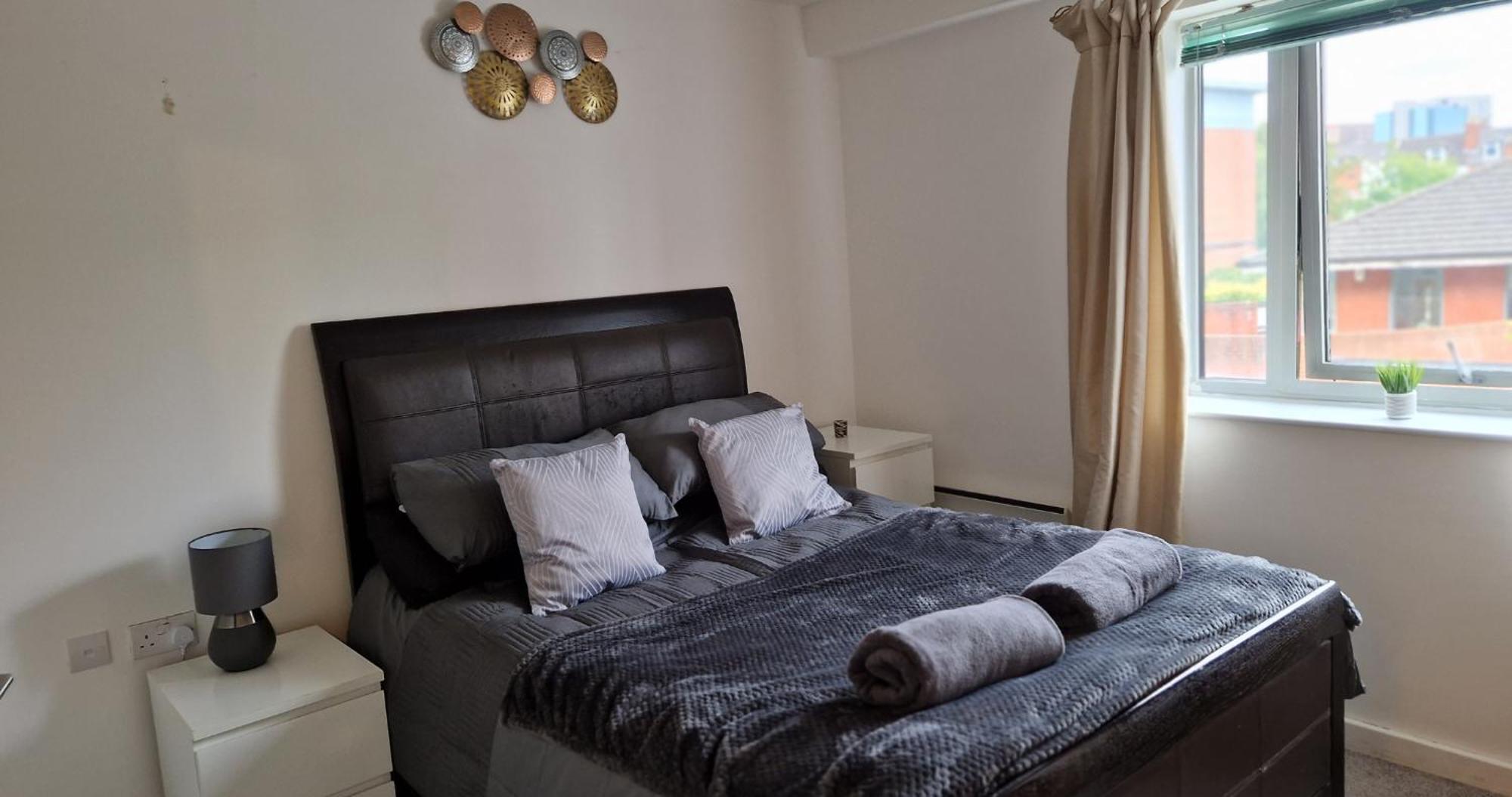 Business & Leisure City Centre 2 Bed En-Suite Apartment With Free Parking And Netflix コヴェントリー エクステリア 写真